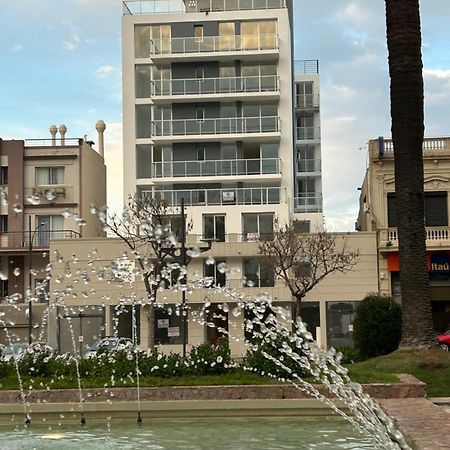 Apartamento Centrico Con Garage Mercedes Ngoại thất bức ảnh