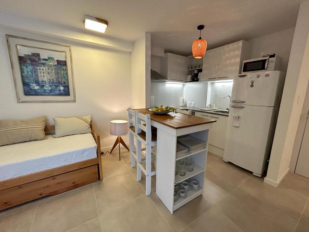 Apartamento Centrico Con Garage Mercedes Ngoại thất bức ảnh